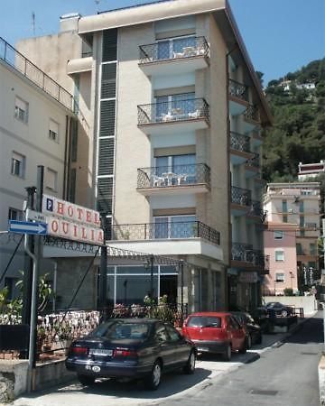 Hotel Aquilia 라이구에글리아 외부 사진