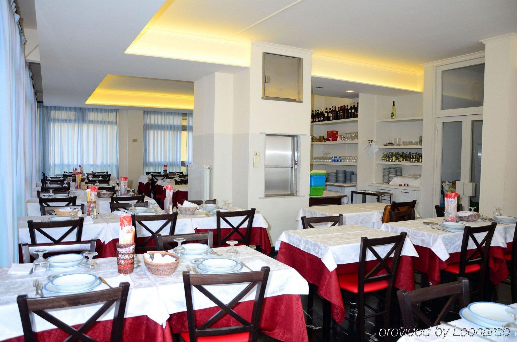 Hotel Aquilia 라이구에글리아 외부 사진